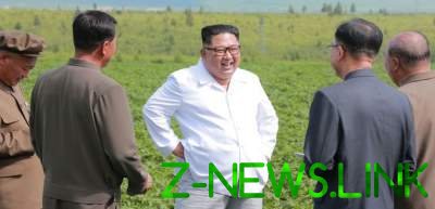 Ким Чен Ын поехал проверять картошку вместо встречи с госсекретарем США