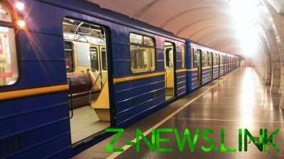 В Киеве из-за футбола закроют три станции метро