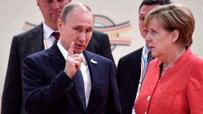 Путин едет в Германию, чтобы обсудить с Меркель ситуацию в Украине