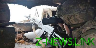 Боевики из минометов обстреляли украинских военных вблизи Павлополя