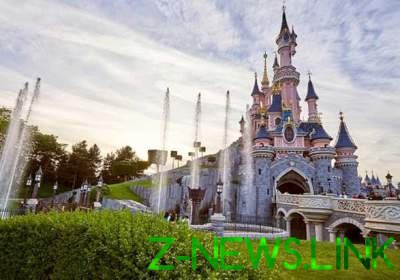 В Disneyland вводят запреты для посетителей