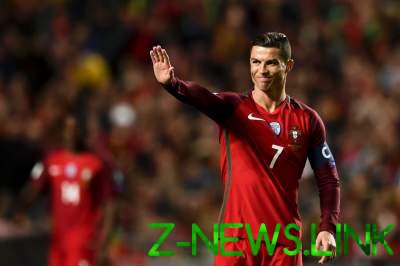 Роналду вошел в состав сборной Португалии на матч с Украиной