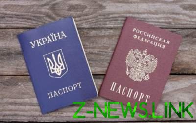 Порошенко назвал преимущество украинского паспорта над российским