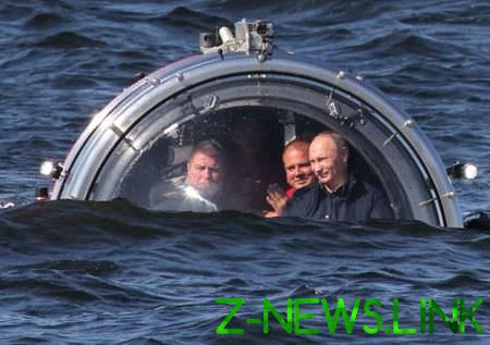 Путин на глубоководном аппарате отправился к затонувшей в годы войны подлодке