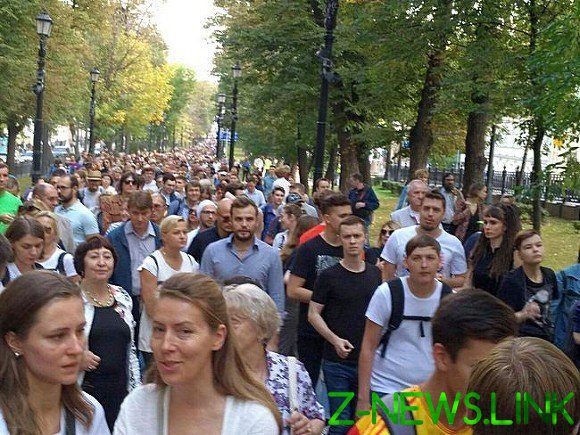 Оппозиция направила в мэрию заявку на митинг в Москве 14 сентября