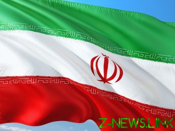 Лидер Ирана признал вину за крушение самолета в Тегеране