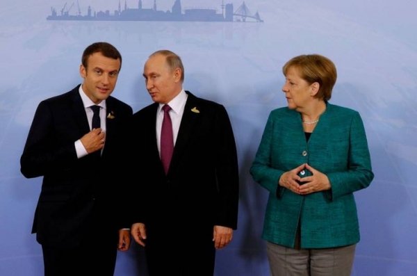 Евродепутат от Польши пожаловался на Германию и Францию за трепетное отношение к России