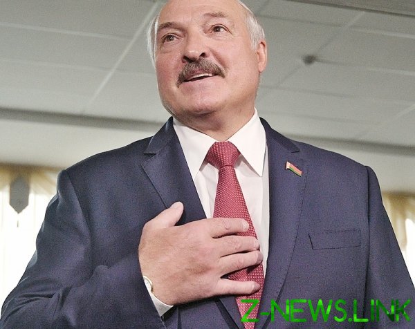 Лукашенко посетит Парад Победы в Москве