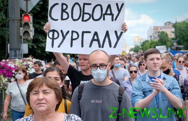 Власти Хабаровского края призвали участников протестов не поддаваться на провокации