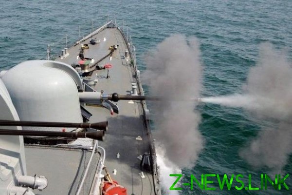Daily: российские корабли открыли стрельбу по направившимся к Крыму кораблям НАТО